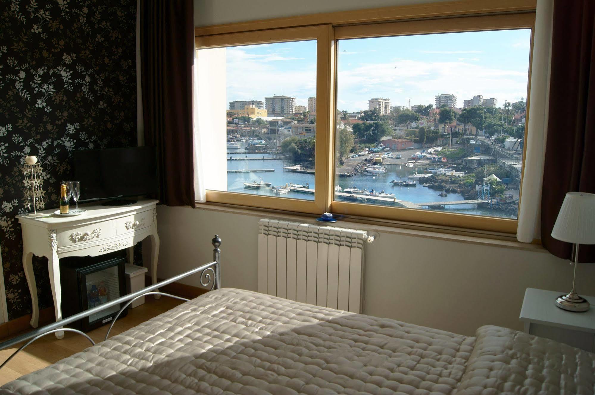 카타니아 Baia Di Ognina B&B 외부 사진